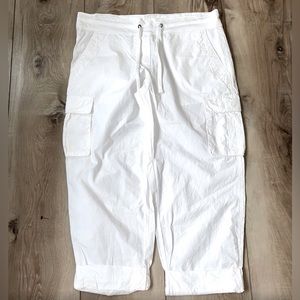 NEW.    NWT.Standard James Perse Drawstring Cargo Cropped Pants White Size 3-L